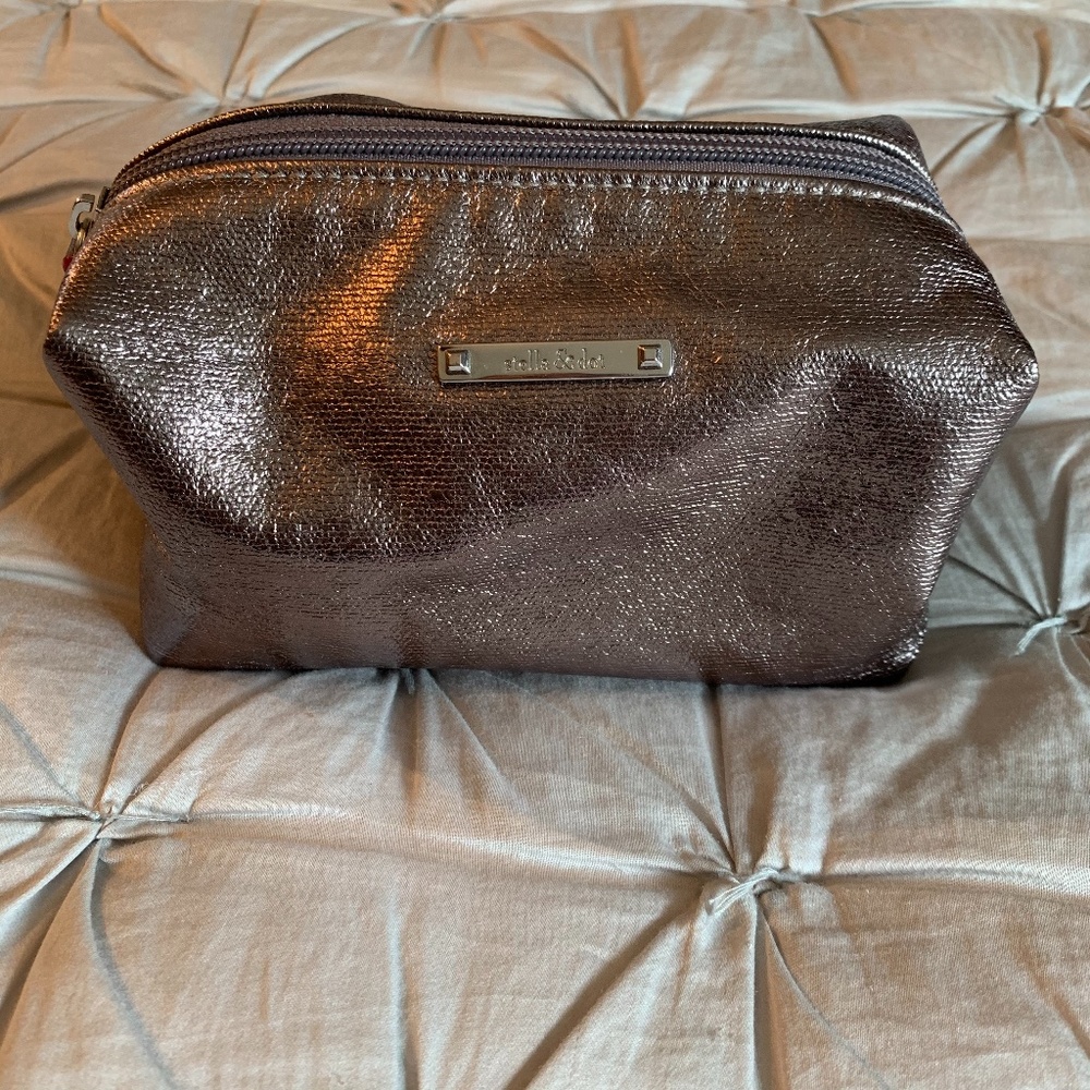 NWOT - Stella & Dot Pouf Pouch